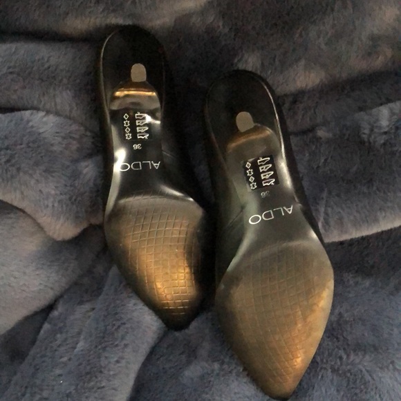 Aldo black pumps sz 6 1/2 - Picture 4 of 6